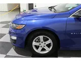 2023 Chevrolet Malibu photo 9