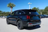 2026 Kia Sorento photo 3