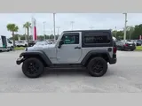 2016 Jeep Wrangler photo 25