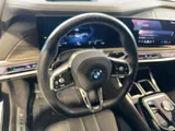 2025 BMW i7 photo 28