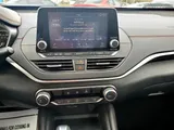 2020 Nissan Altima photo 26