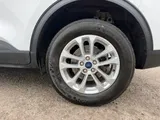 2022 Ford Escape photo 22