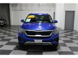 2022 Kia Seltos photo 2