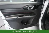 2025 Jeep Compass photo 19