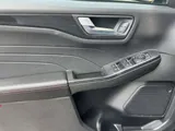 2025 Ford Escape photo 22