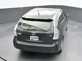 2012 Toyota Prius v photo 34