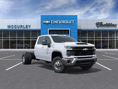 2025 Chevrolet Silverado 3500HD CC