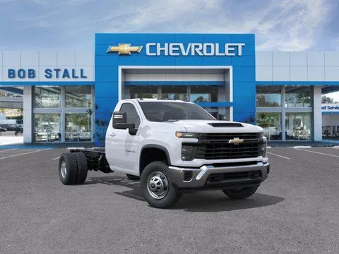 2026 Chevrolet Silverado 3500HD CC