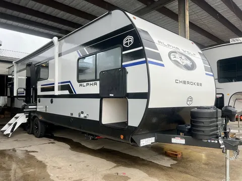 2027 Forest River Cherokee Alpha Wolf 28QBX-L