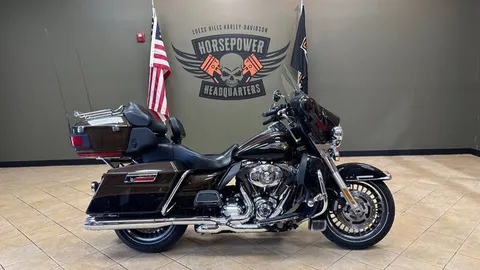 2013 Harley-Davidson FLHTKAE - Electra Glide  Ultra Limited 110th Anniversary Edi