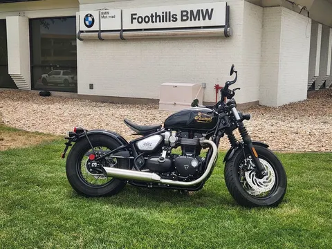2025 Triumph Bonneville Bobber