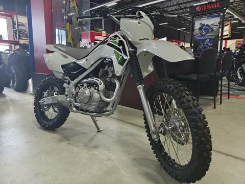 Kawasaki 2027 KLX140R