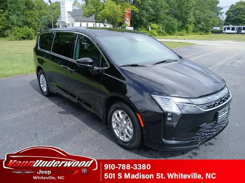 2027 Chrysler Pacifica