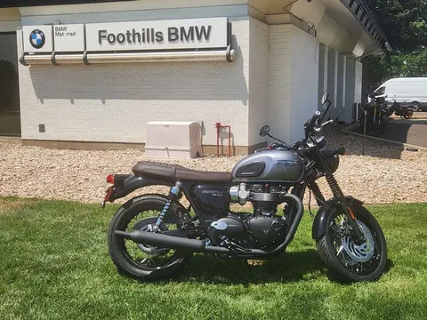 2025 Triumph Bonneville T120 Black Graphite / Matte Graphite