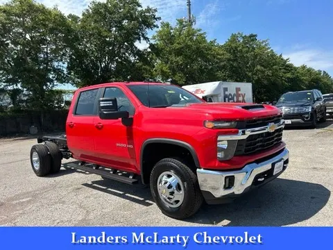 2026 Chevrolet Silverado 3500HD CC
