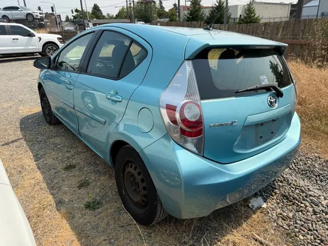 2013 Toyota Prius c
