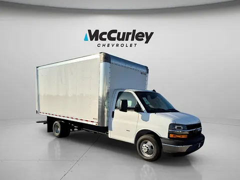 2026 Chevrolet Express Commercial Cutaway
