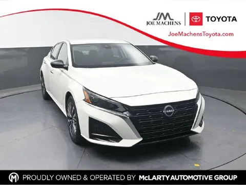 2025 Nissan Altima