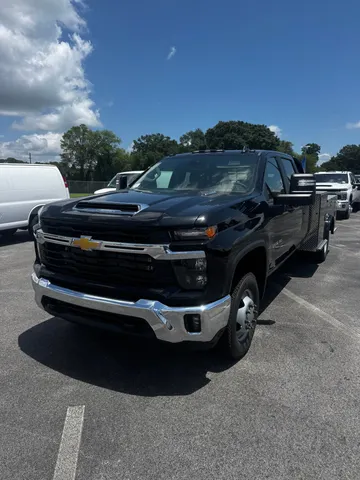 2026 Chevrolet Silverado 3500HD CC