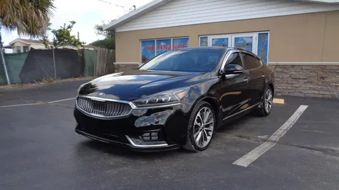 2017 Kia Cadenza