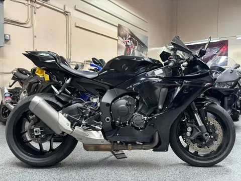 2020 Yamaha R1