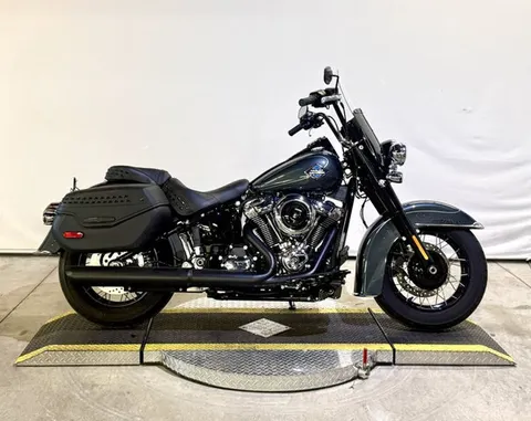 2025 Harley-Davidson Softail