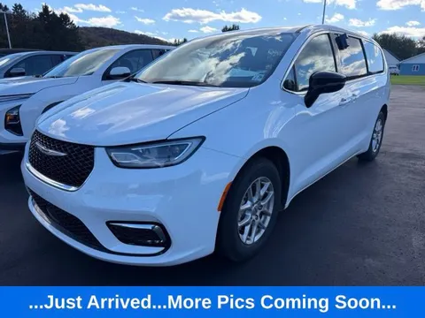 2024 Chrysler Pacifica