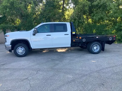 2026 Chevrolet Silverado 3500HD CC