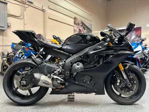 2017 Yamaha R6