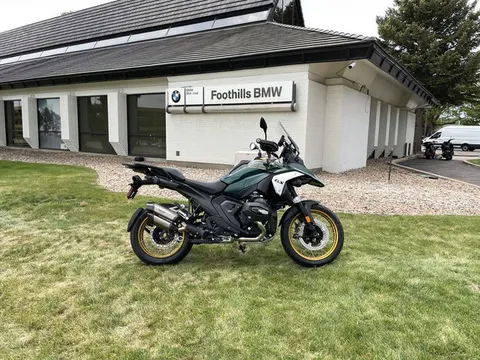 2025 BMW R