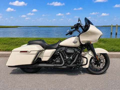 2022 Harley-Davidson Road Glide Special