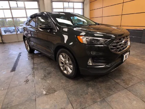 2023 Ford Edge
