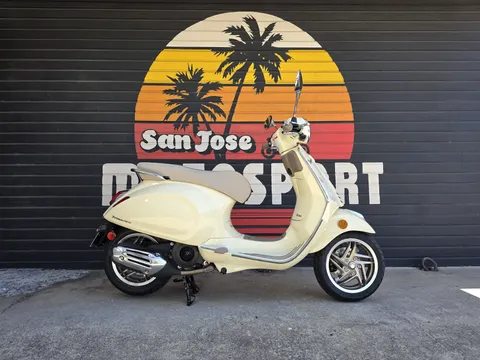 2027 Vespa Primavera &sol; Sprint 150