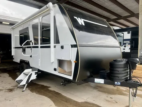 2027 Winnebago Micro Minnie 2000MRB