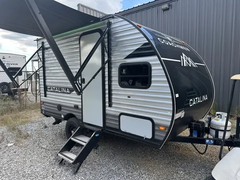 2025 Coachmen RV Catalina Summit Series 7 134RKX