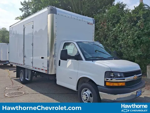 2024 Chevrolet Express Commercial Cutaway