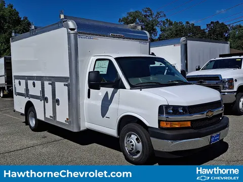 2026 Chevrolet Express Commercial Cutaway