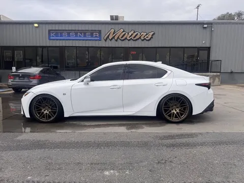 2021 Lexus IS