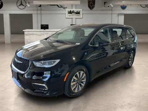 2024 Chrysler Pacifica