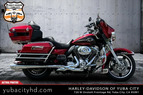2012 Harley-Davidson Electra Glide Ultra Classic FLHTCU103