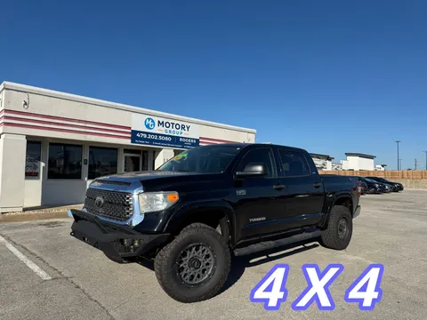 2015 Toyota Tundra 4WD Truck