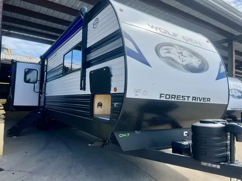 2027 Forest River Cherokee Wolf Den 364RK