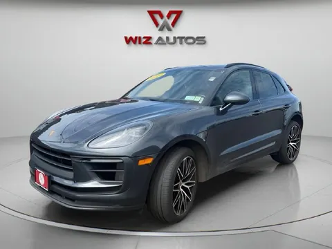 2022 Porsche Macan