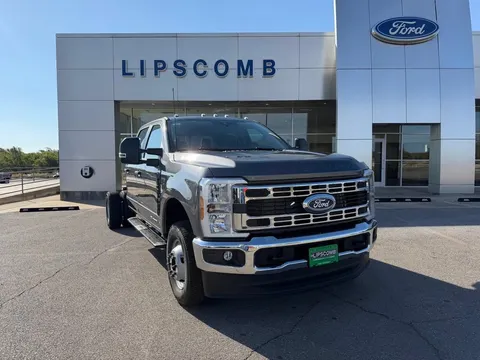 2027 Ford Super Duty F-350 DRW