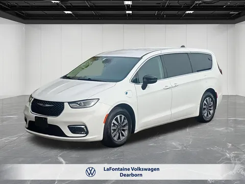2024 Chrysler Pacifica