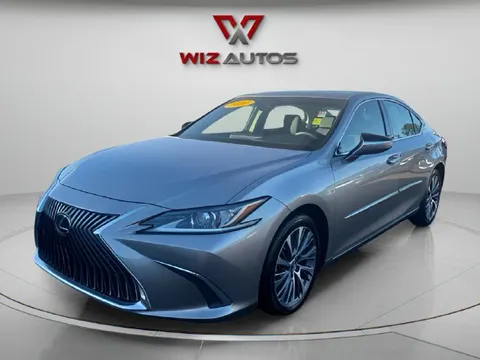 2020 Lexus ES