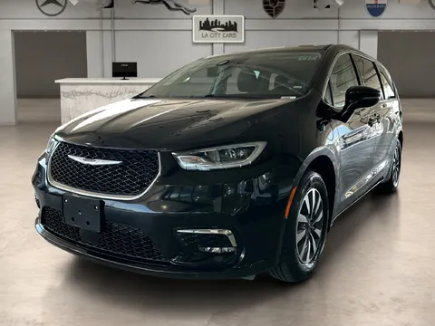 2024 Chrysler Pacifica