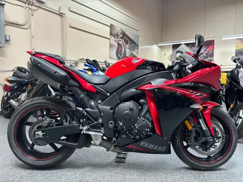 2013 Yamaha R1