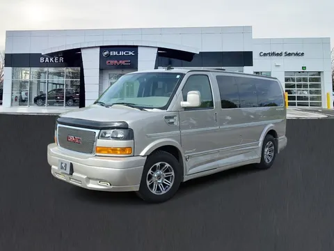 2022 GMC Savana Cargo Van