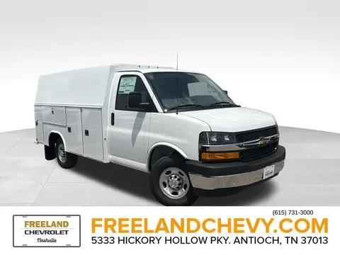 2026 Chevrolet Express Commercial Cutaway
